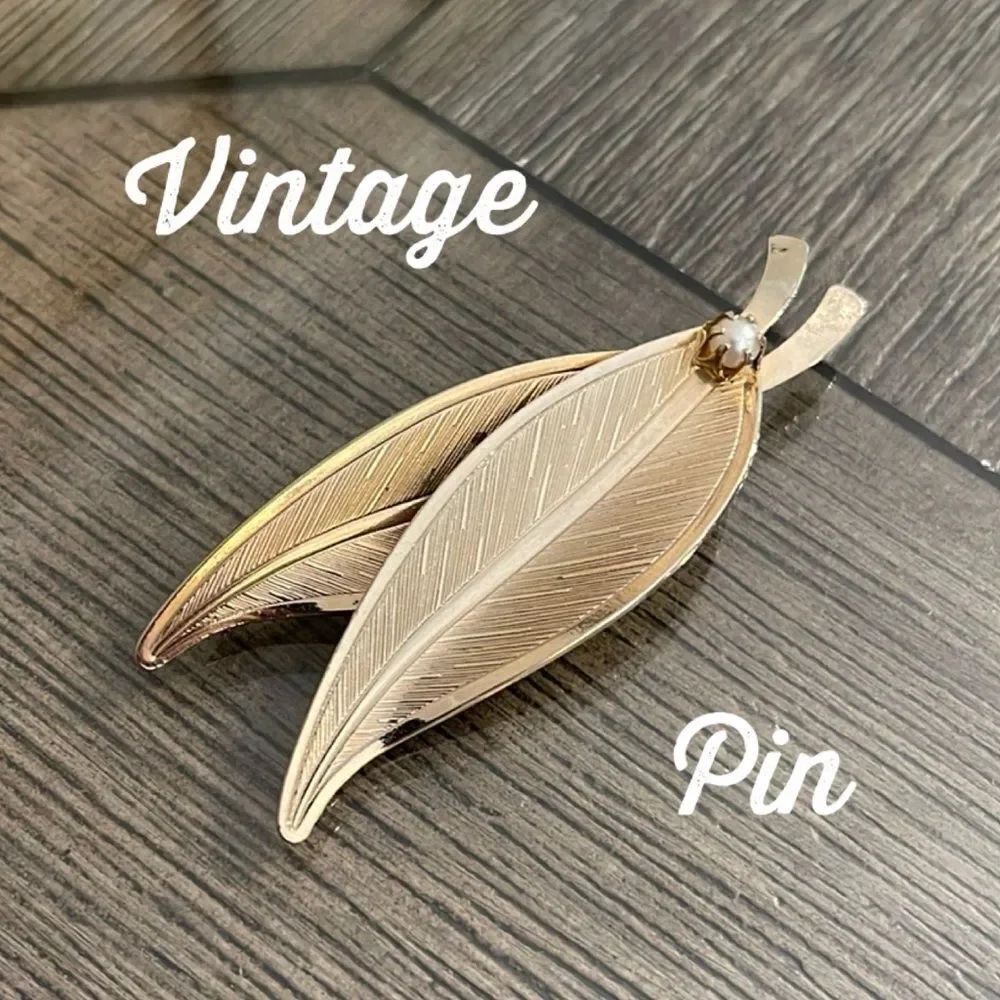 Vintage Double Leaf Gold-tone Pin with Faux Pearl Accent